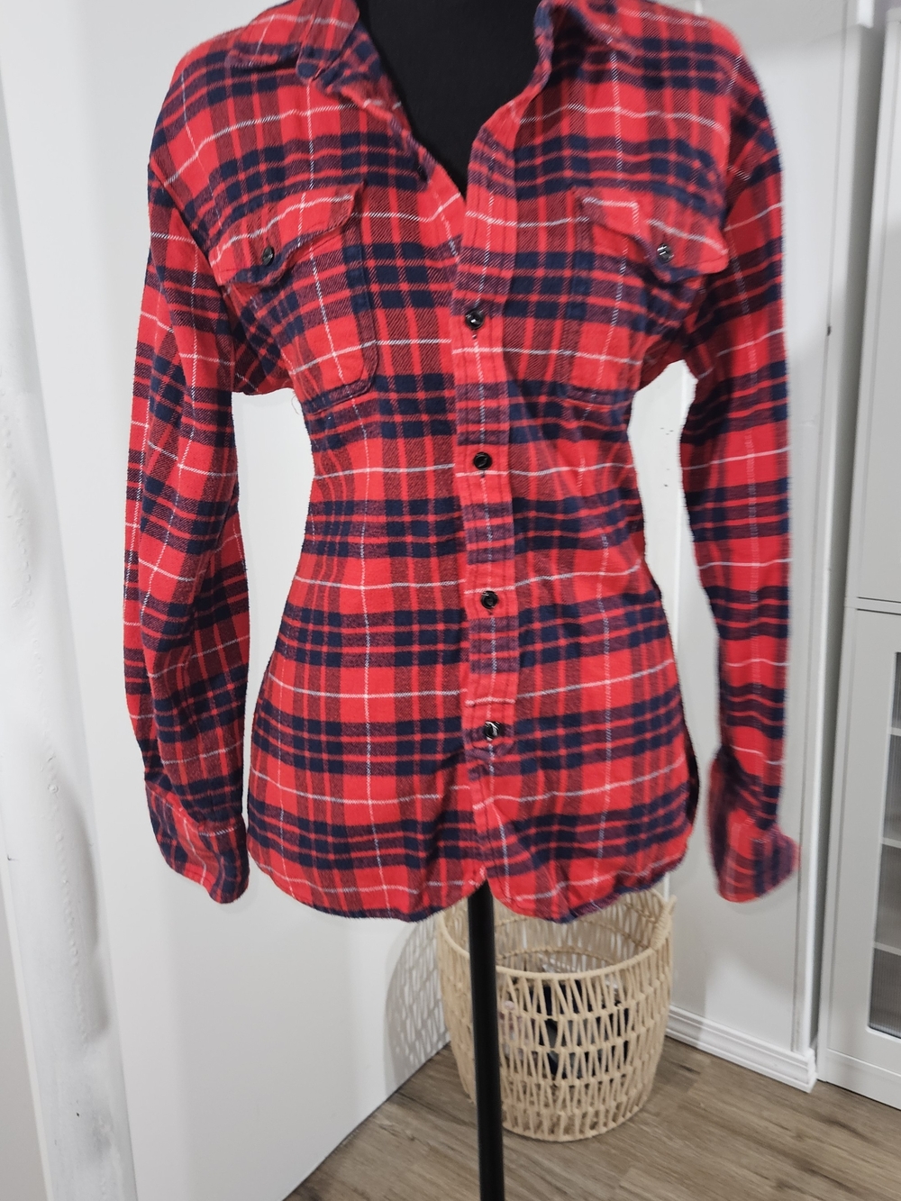 Madewell Red & Navy Plaid Button-Up Shirt